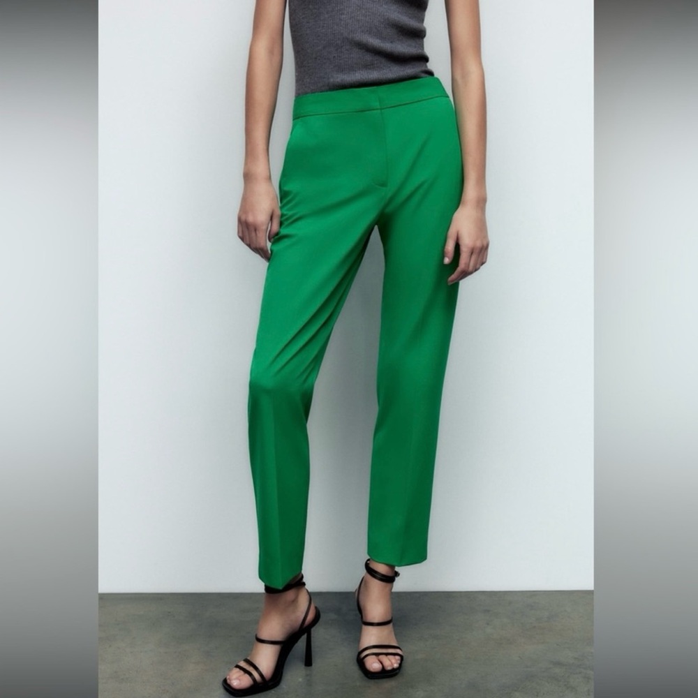 ZARA ANKLE PANTS Mid-rise Trousers with front pockets 36 / 4 US NWT